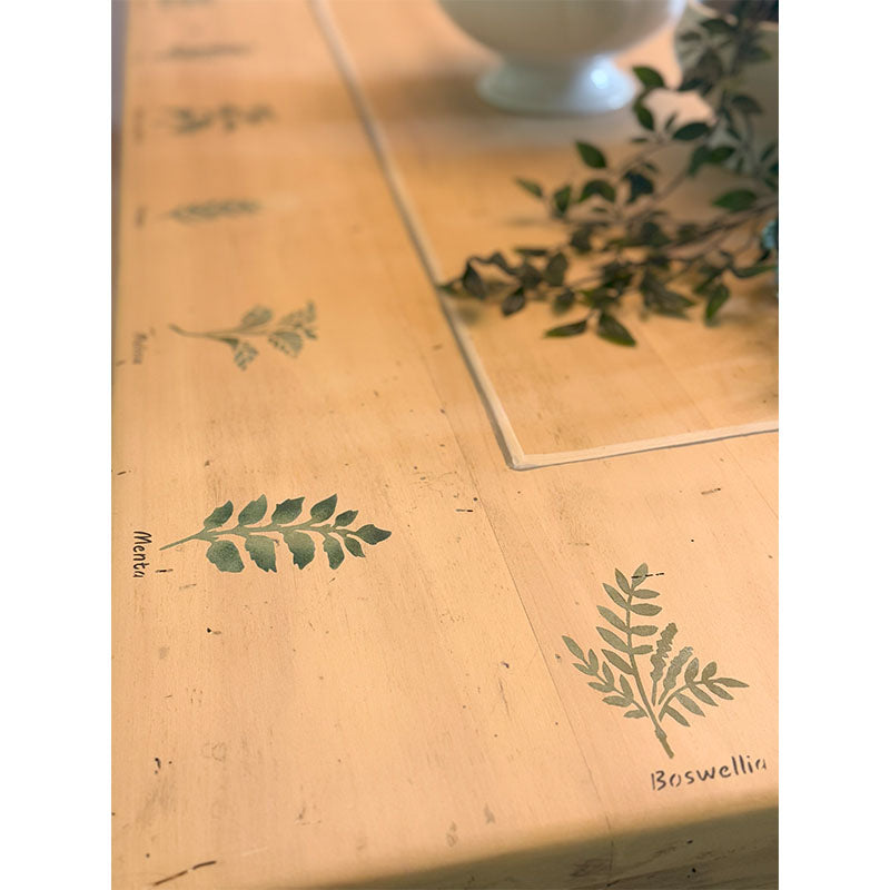 Tavolo “Erbe aromatiche” I Restyling di Elisa